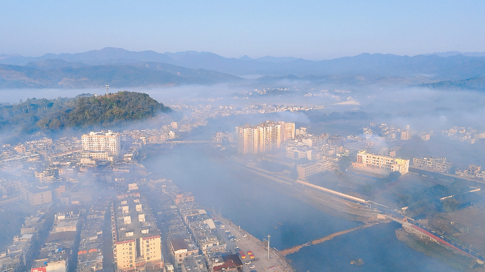 1.隆街鎮(zhèn)圩鎮(zhèn).jpg